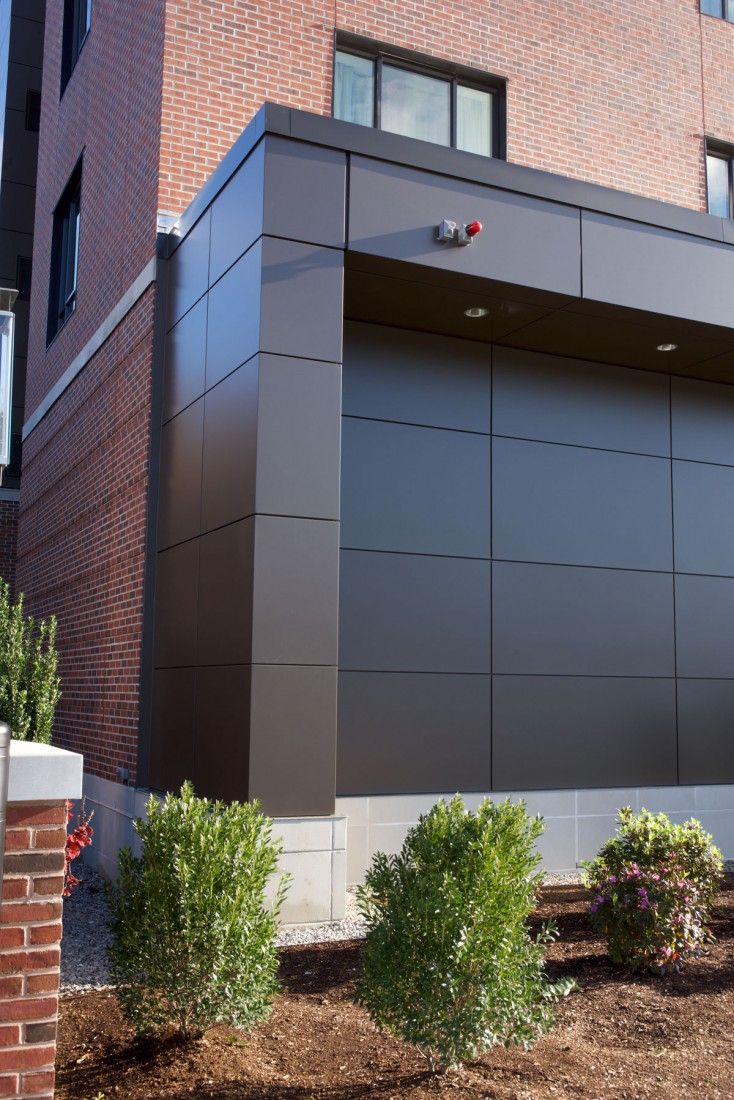 Habillage façade contemporaine panneaux alucobond composite aluminium villa Californie Casablanca